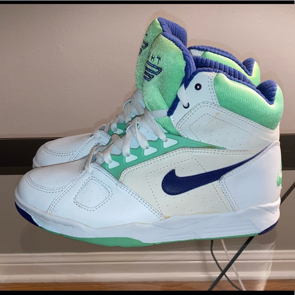 New Vintage 1992 Air Sabre Flight Force 1 white max command size 8.5